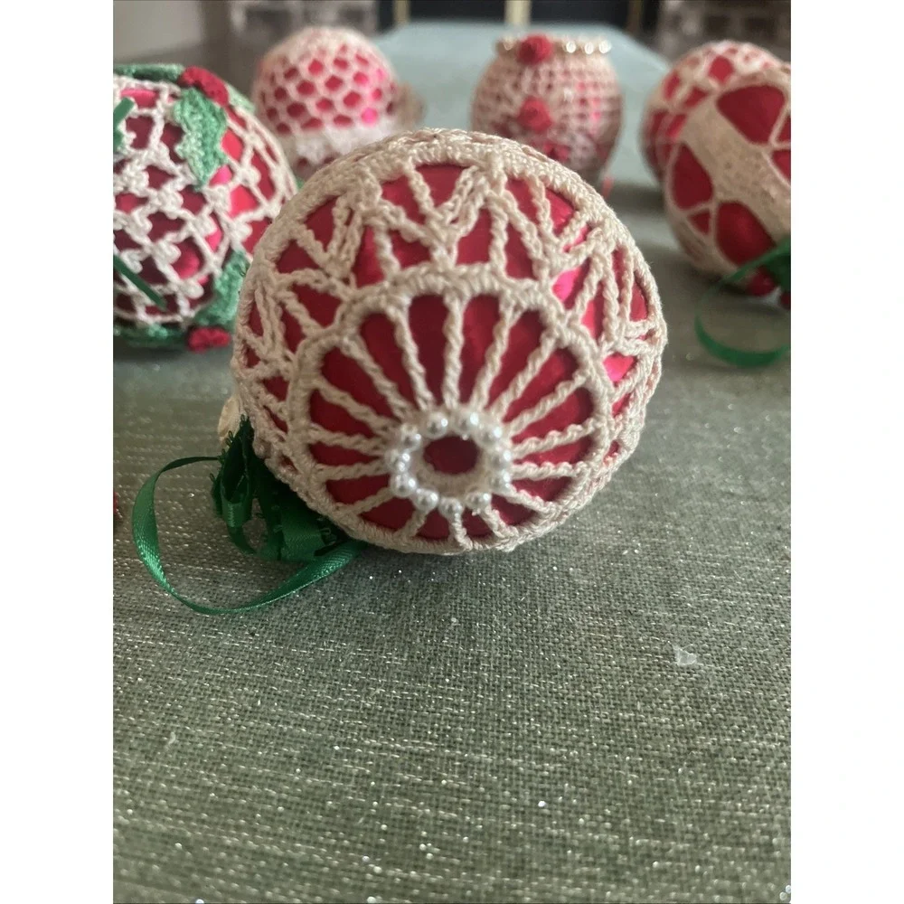 Vintage Crocheted Christmas Ornaments Set of 7~Beautiful!
